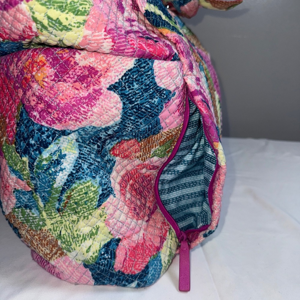 NWT Vera Bradley Hadley Tote Superbloom Floral Quilted Cotton Shoulder Bag $98 - Picture 7 of 10